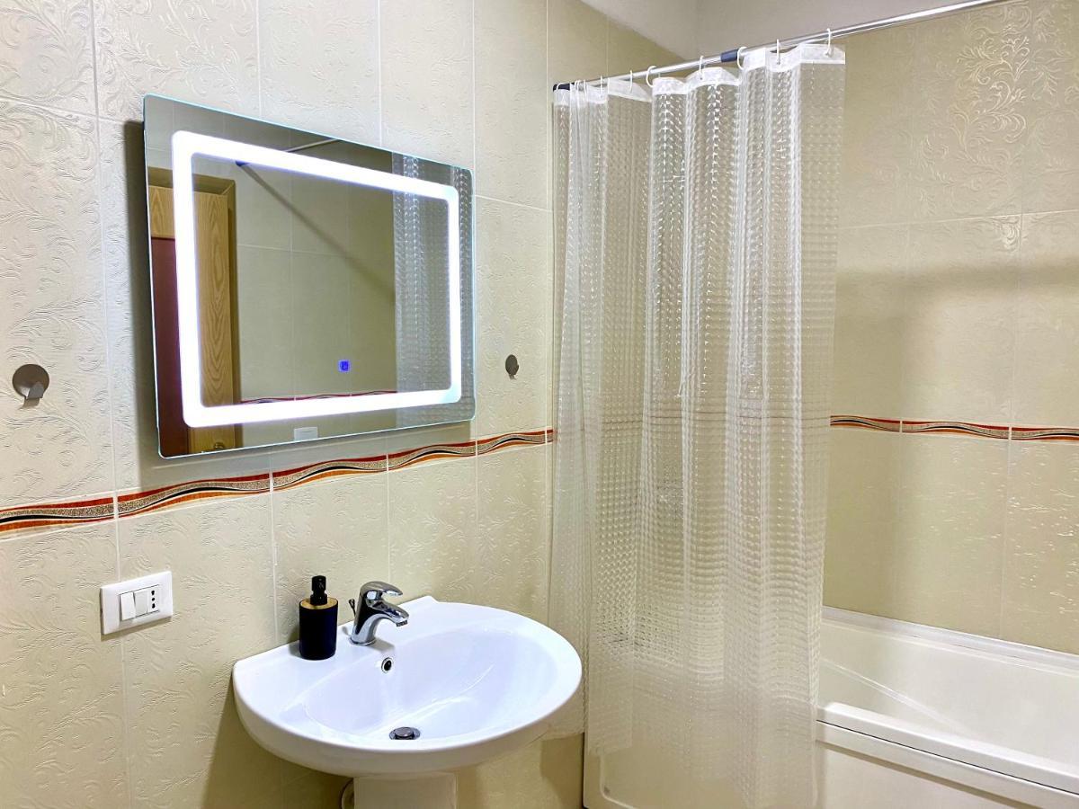 Cozy Seaview Apartment Vollga Central Durrës 외부 사진